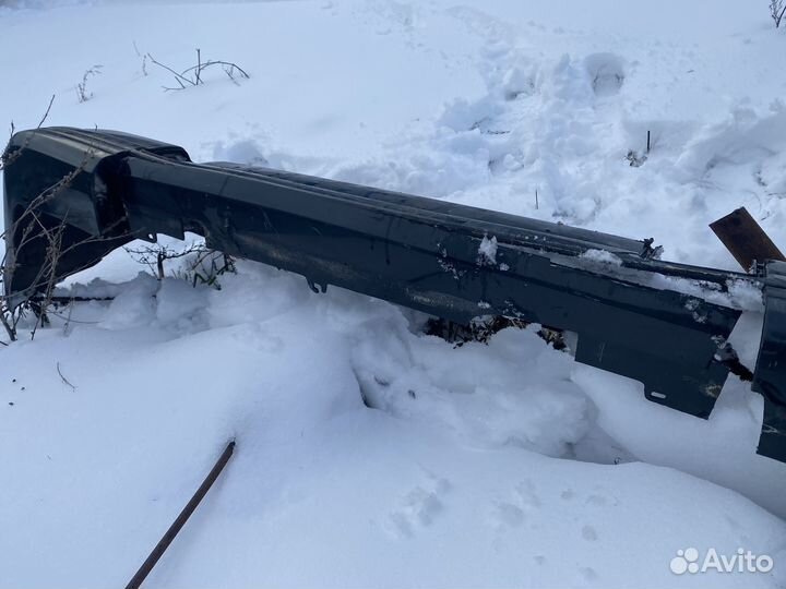 Передний бампер jeep grand cherokee zj