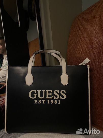 Сумка guess