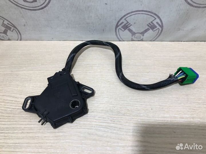 Многофункциональный переключатель АКПП Citroen C4