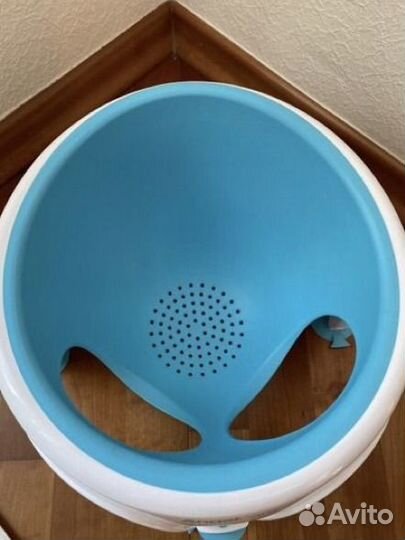 Стул деткий Angelcare для купания малыша