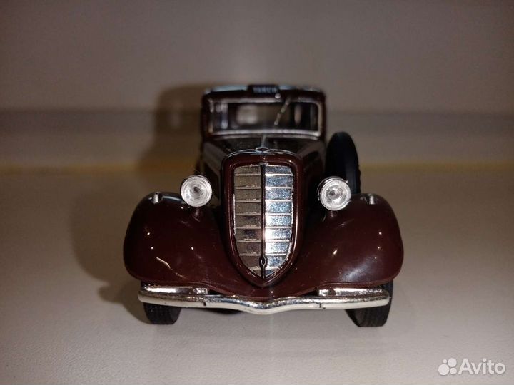 Модель автомобиля