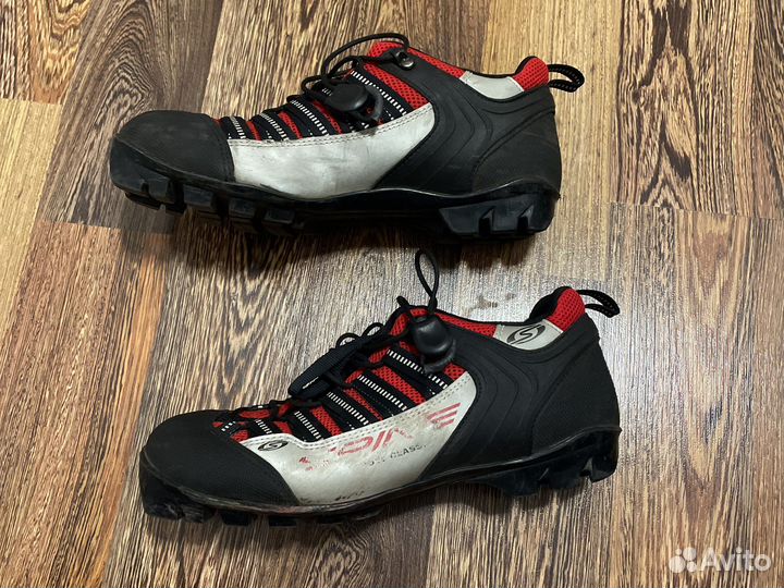 Лыжероллерные ботинки