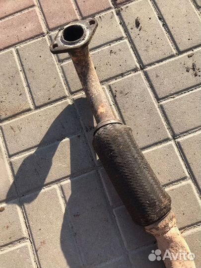 Выхлопная труба на mitsubishi lancer9