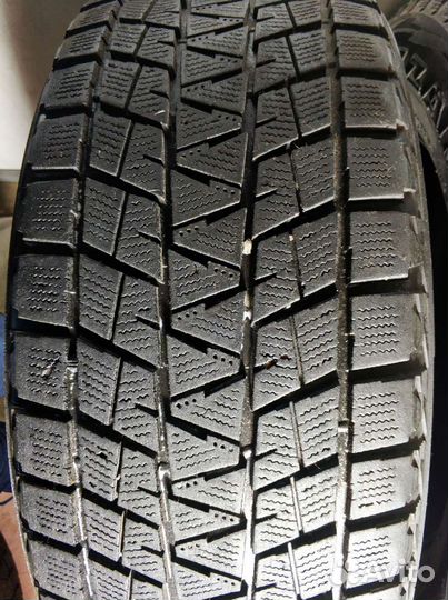 Bridgestone Blizzak DM-V1 245/60 R18