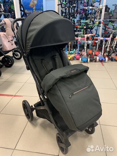Коляска прогулочная Inglesina maior