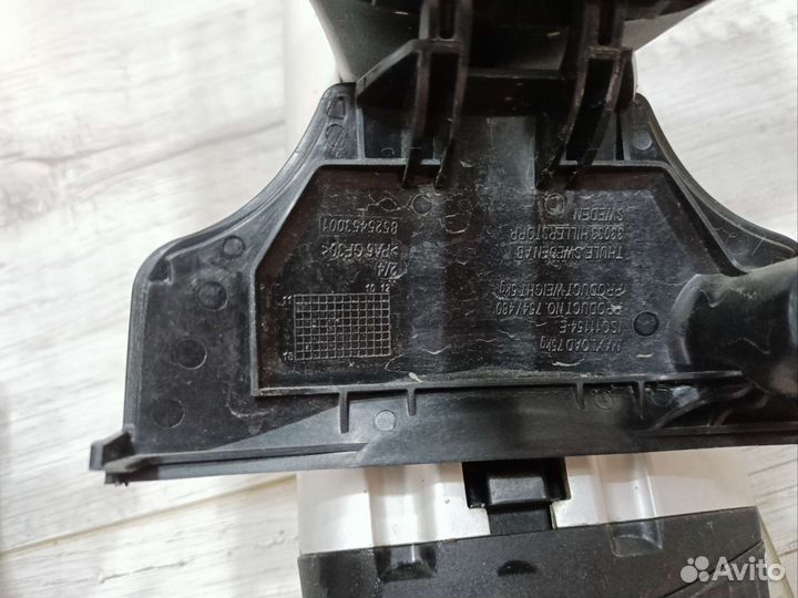 Багажник Thule Wingbar