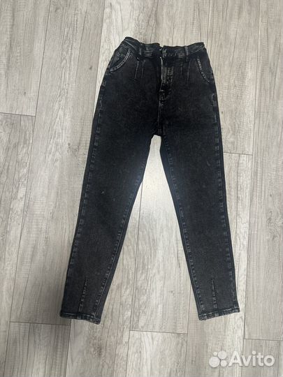 Джинсы женские новые 26-27