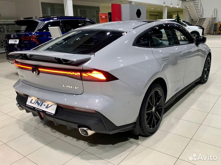 Changan UNI-V 1.5 AMT, 2023