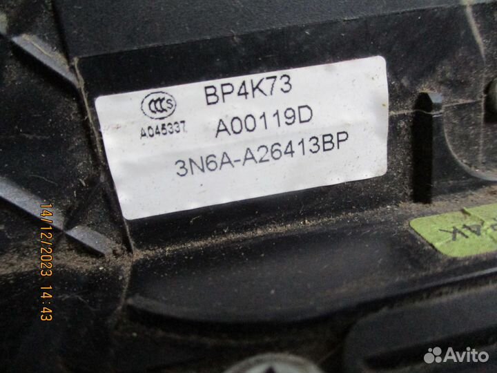 Мазда 3 2002-2009 замок задний левый