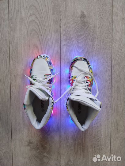 Светящиеся детские кроссовки 37 размер