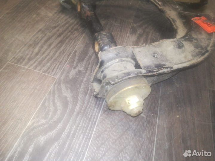 Рычаг Подвески Перед. Прав. MMC L200 MR296096