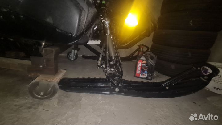 Arctic Cat m8000