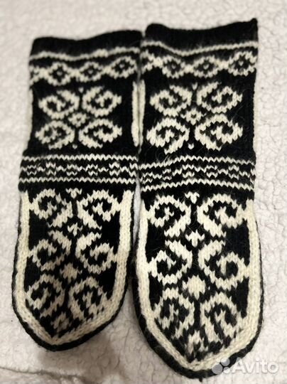 Теплые носки ручной вязки