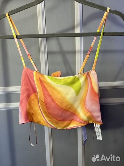 Топ женский bershka новый M