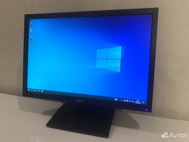 Монитор Acer V193W