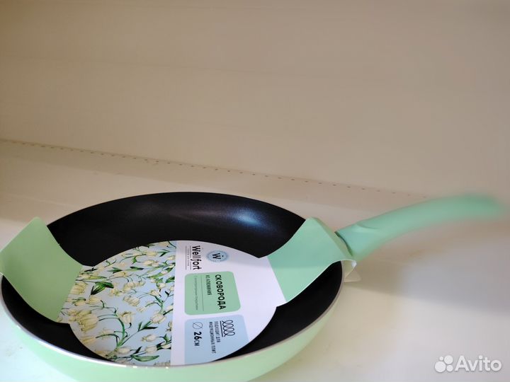 Сковорода- 28см.,кастрюля-3л