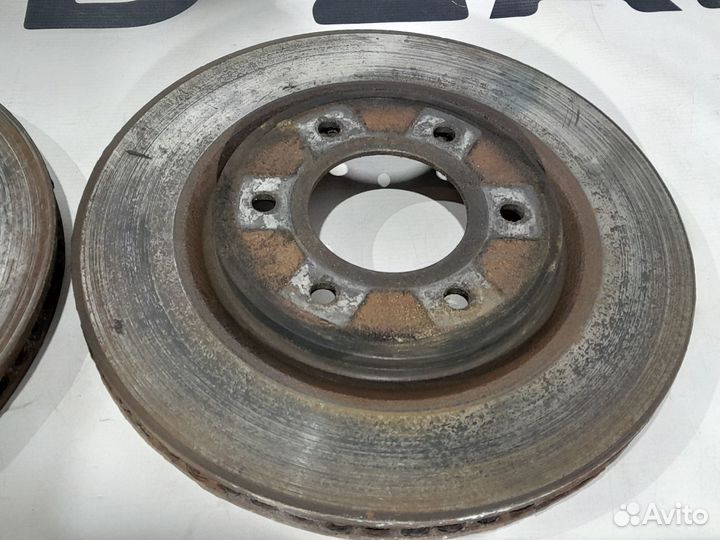 Передние тормозные диски Infiniti QX56 (JA60)