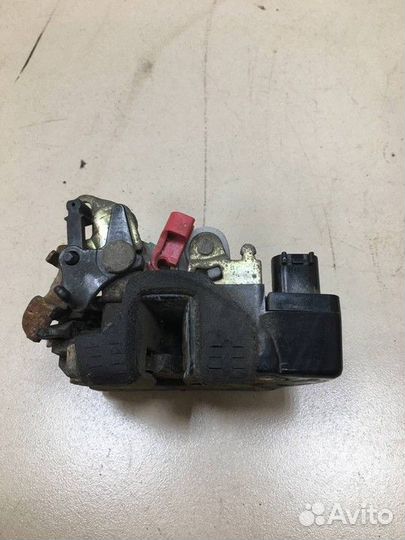 Замок двери задней правой Dodge Neon
