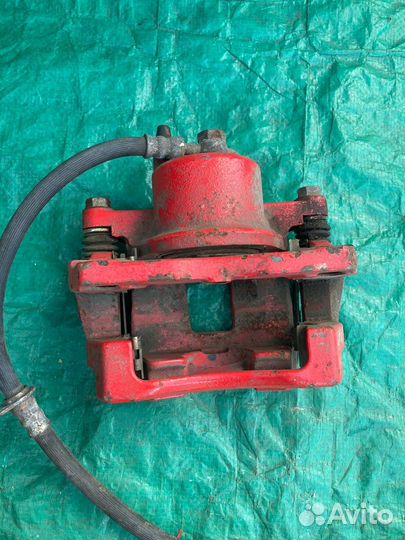 Суппорт передний левый Great Wall Hover M4