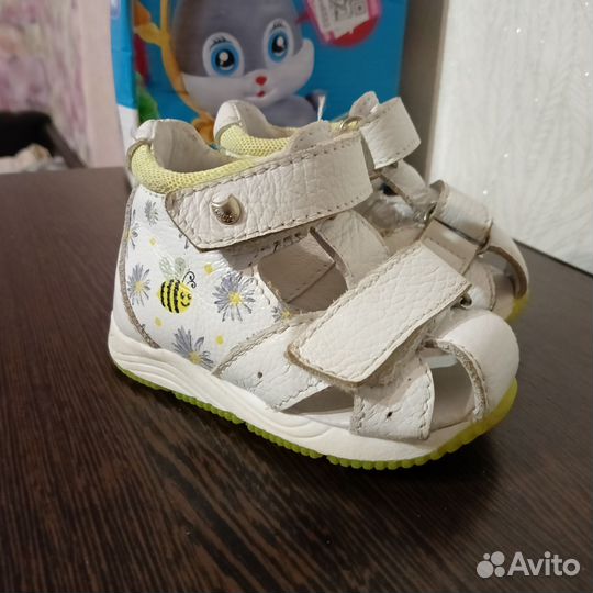 Ортопедические сандалии