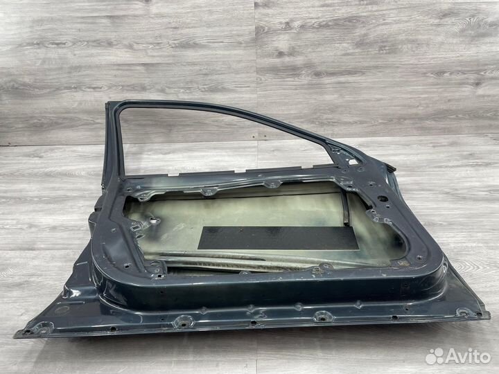 Дверь передняя левая Passat B5 B5+