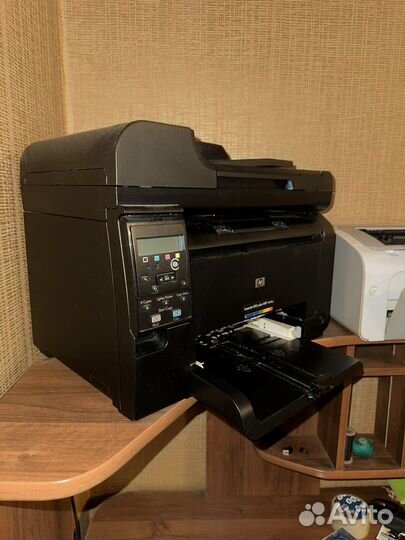 Принтер HP LazerJet 100 Color MFP M175а