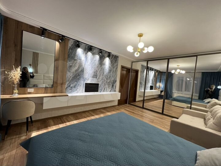 2-к. квартира, 70 м², 5/5 эт.