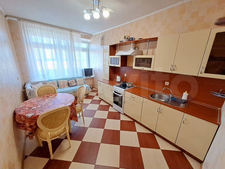 1-к. квартира, 42 м², 16/16 эт.