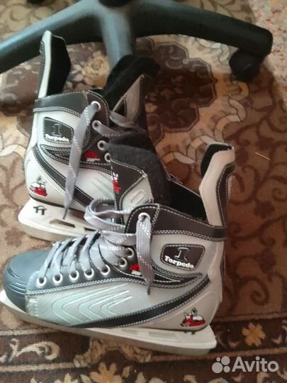 Коньки мужские 42 размер