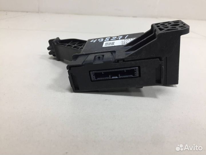 Блок электронный Toyota Corolla E180 2013