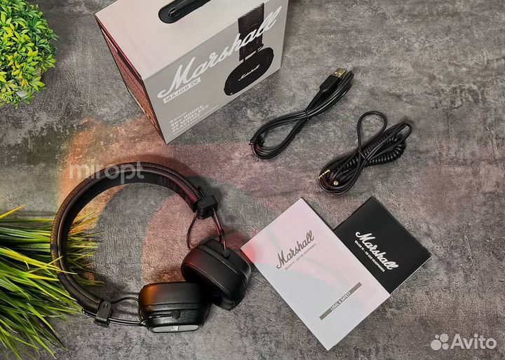 Marshall Major IV В черном цвете