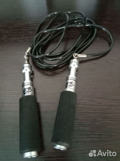 Скакалка скоростная