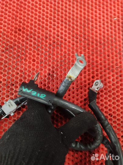 Клемма АКБ плюс Мерседес W212