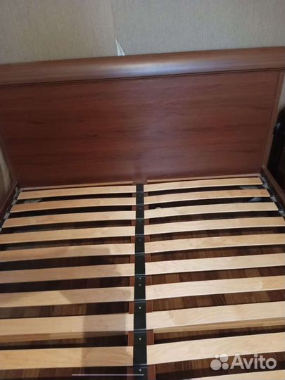 Кровать двухспальная евро