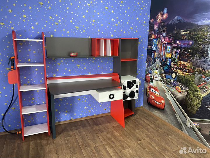 Детский школьный уголок