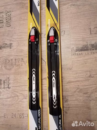 Лыжи беговые детские 120 см