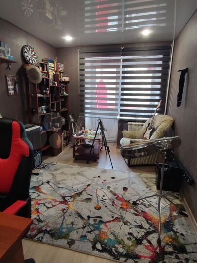 4-к. квартира, 102 м², 1/9 эт.