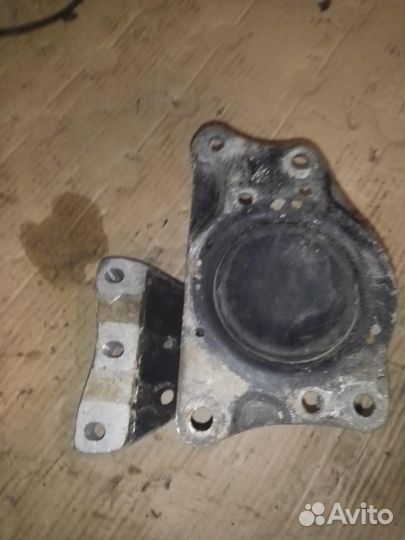 Опора двигателя skoda Octavia (A5 1Z) 2004-2013