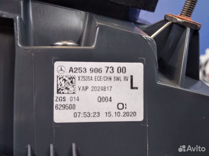 Фонарь левый внешний Mercedes X253 новое