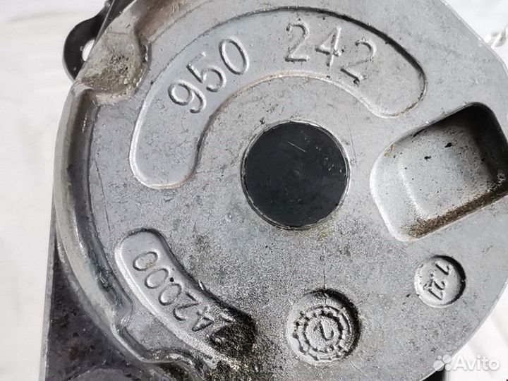 Натяжитель Opel Tigra 1996