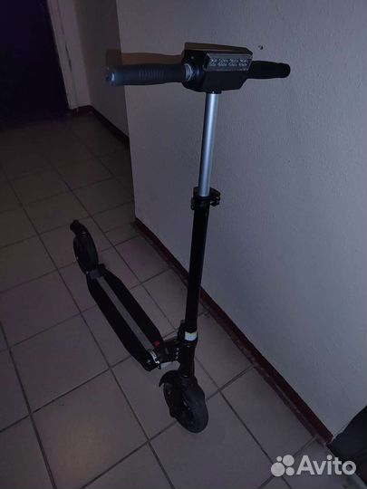 Продаю электросамокат kugoo s3