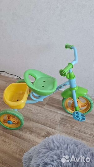 Детский трехколесный велосипед бу