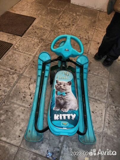 Детский снегокат