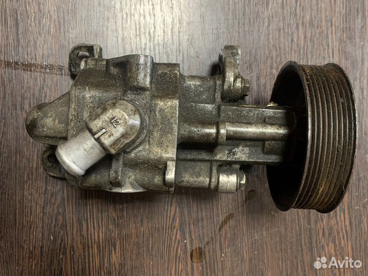 Насос гидроусилителя руля BMW X5 E70 X6 E71