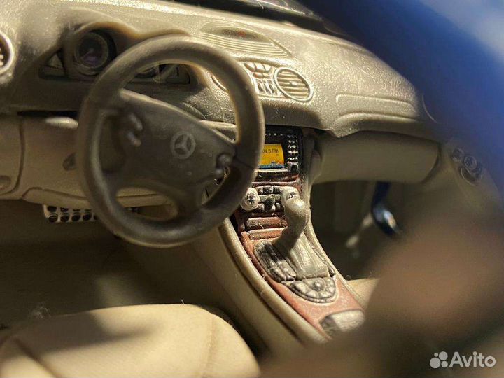 Mercedes Benz sl-class 1:18