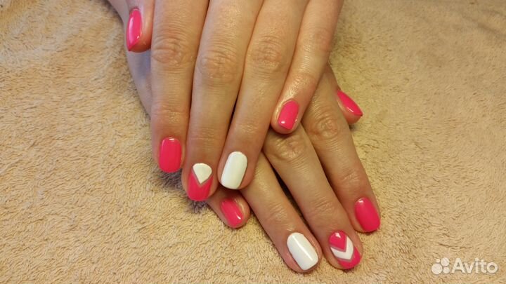 Модель на наращивание ногтей маникюр