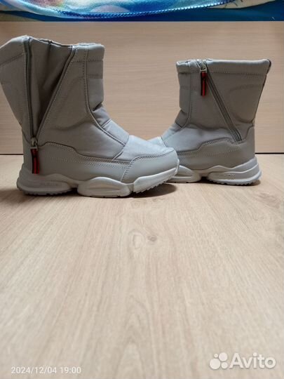 Дутики женские зимние 40 размер новые