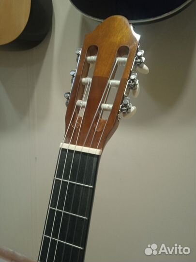 Акустическая гитара аналог Yamaha C40