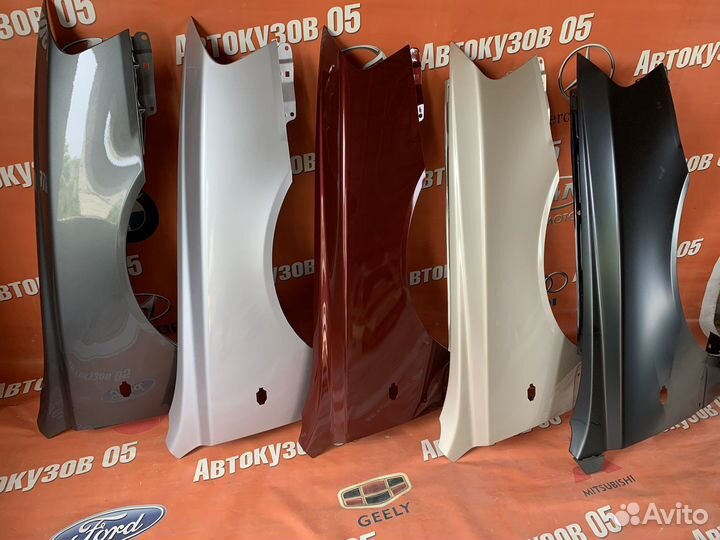 Крыло переднее Хендай Акцент крашенное в цвет