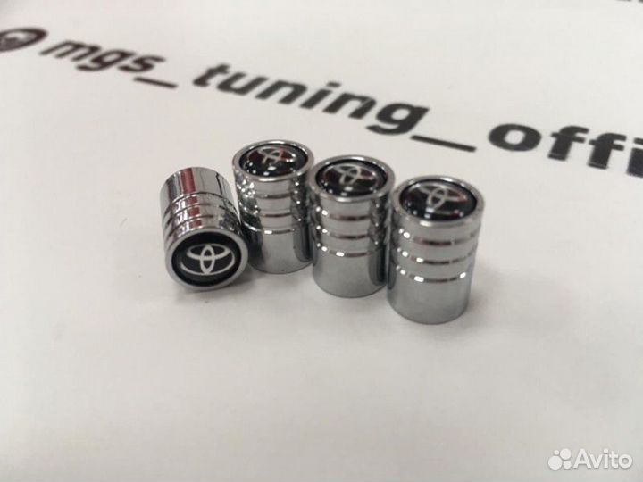 Колпачки на ниппели Toyota хром